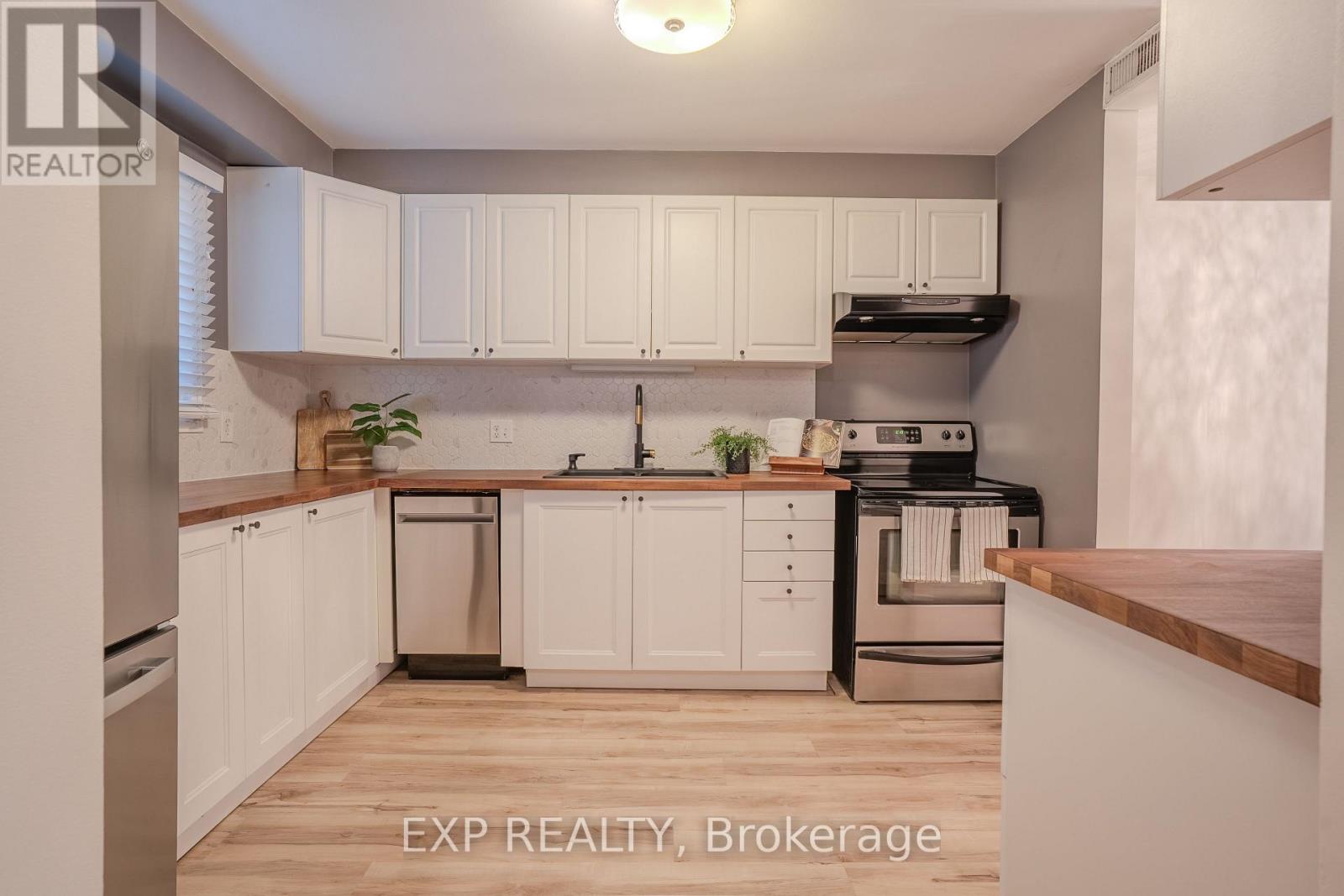 8 - 38 Elma Street, St. Catharines, Ontario  L2N 6Z3 - Photo 5 - X12373326