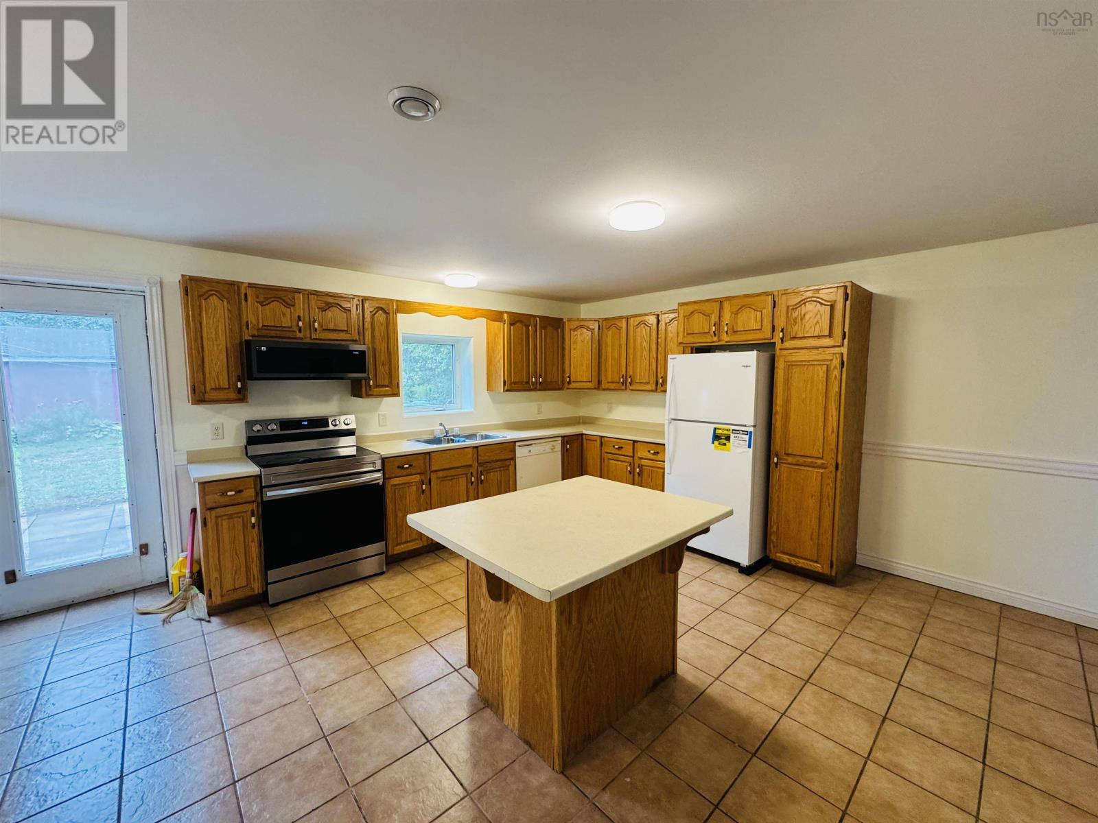 39/41 Anita Crescent, Truro Heights, Nova Scotia  B6L 1A2 - Photo 6 - 202509948