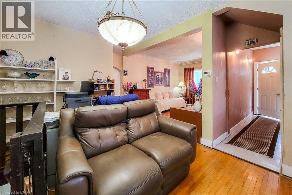 5685 Robinson Street, Niagara Falls, Ontario  L2G 2B1 - Photo 9 - 40767726