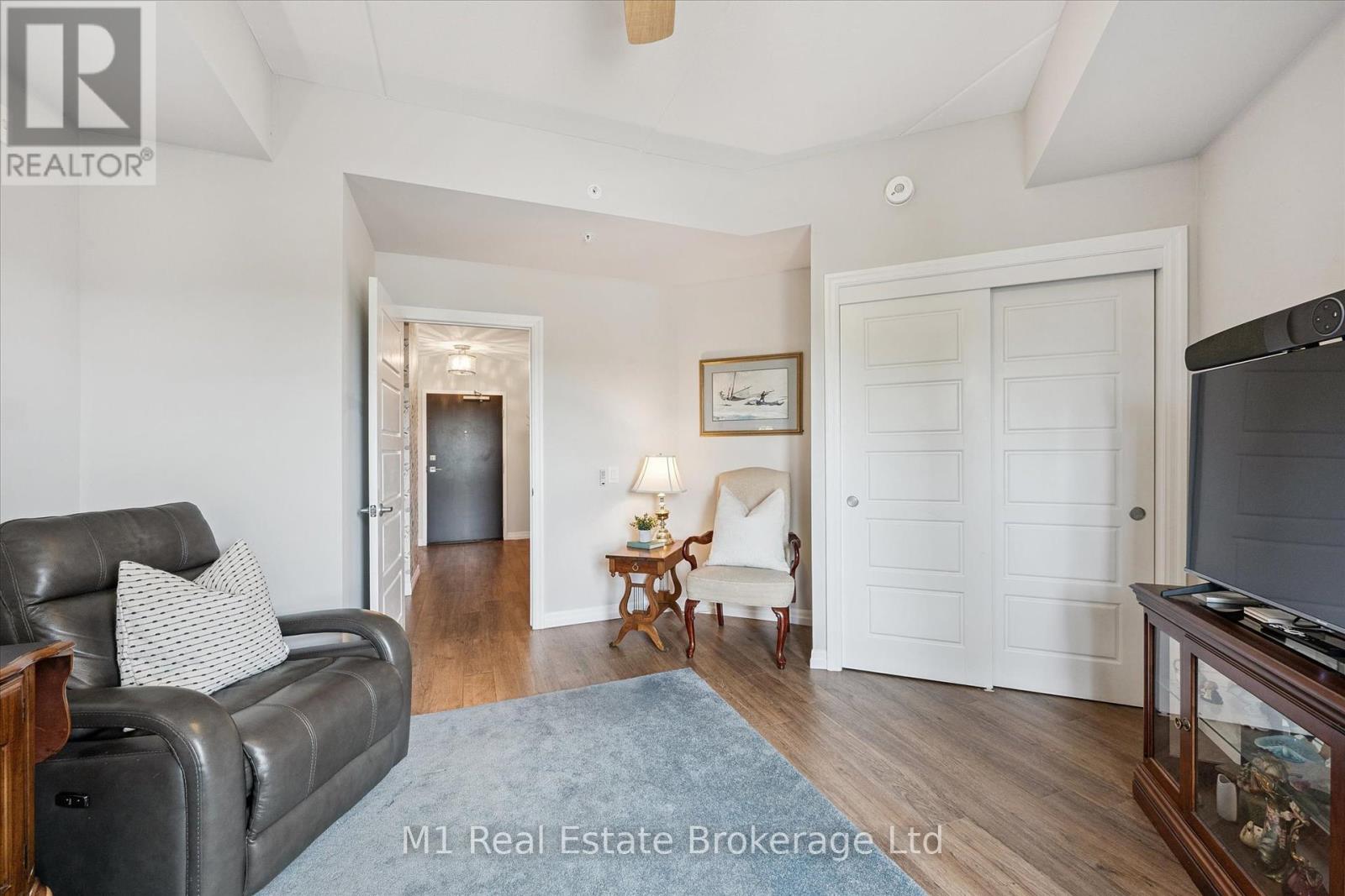 215 - 35 Kingsbury Square, Guelph, Ontario  N1L 1B3 - Photo 20 - X12389337
