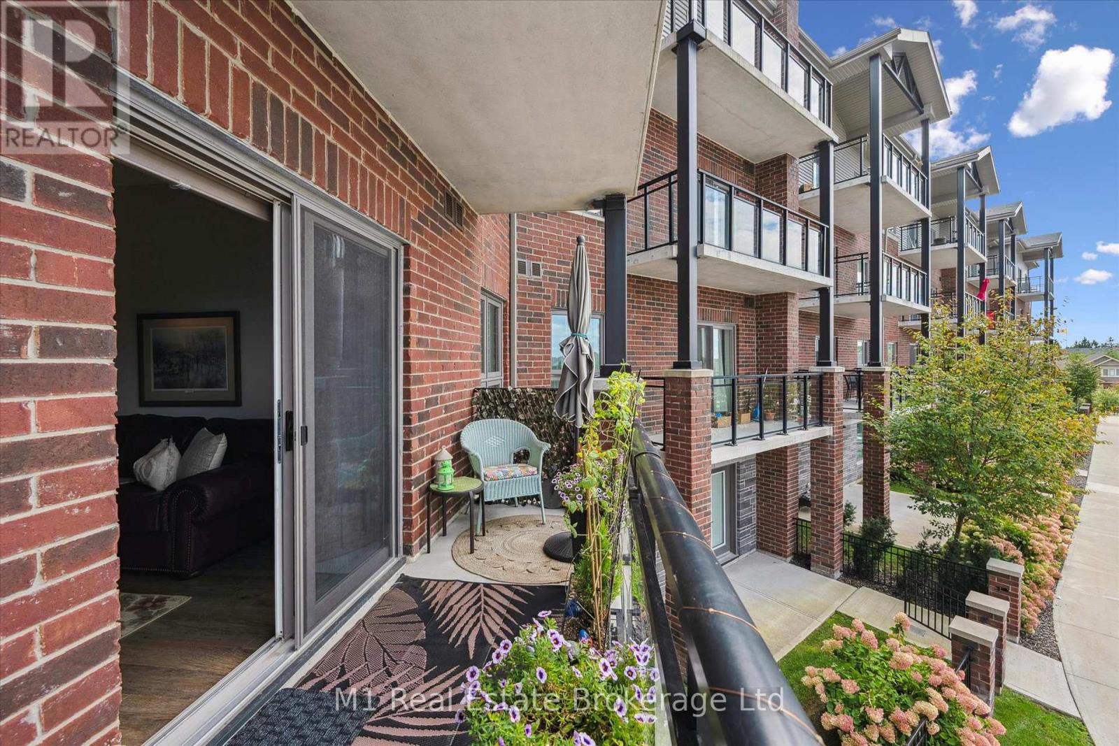 215 - 35 Kingsbury Square, Guelph, Ontario  N1L 1B3 - Photo 24 - X12389337