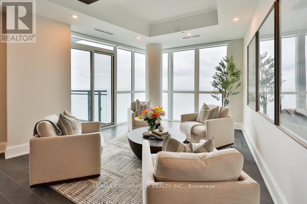 2101 - 2060 Lakeshore Road, Burlington (Brant), Ontario  L7R 0G2 - Photo 8 - W12400598