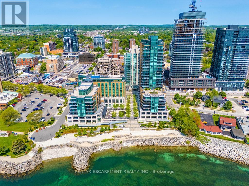2101 - 2060 Lakeshore Road, Burlington (Brant), Ontario  L7R 0G2 - Photo 2 - W12400598