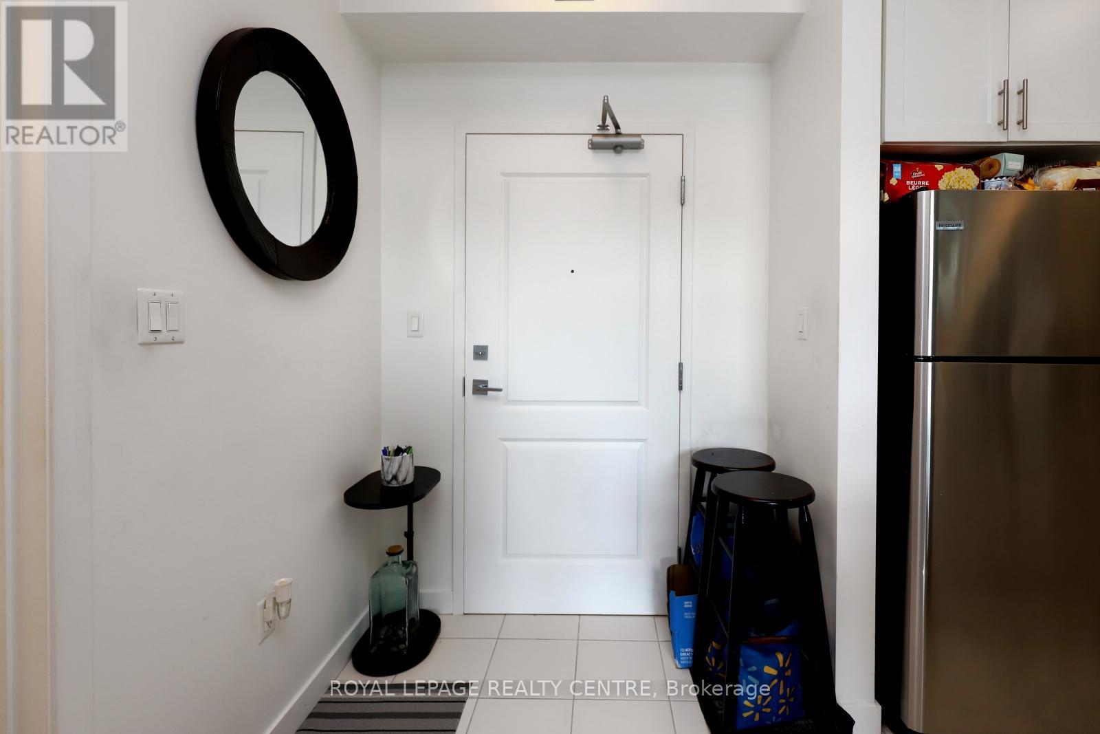 429 - 101 Shoreview Place, Hamilton, Ontario  L8E 0K2 - Photo 4 - X12404854