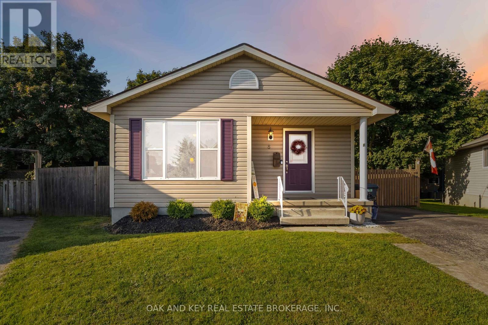 8 GRACE COURT, Aylmer, Ontario