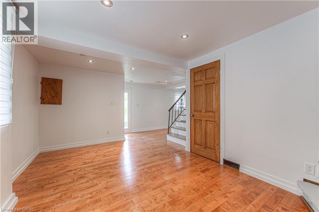 22 Dundonald Road, Cambridge, Ontario  N1S 3H3 - Photo 7 - 40770229