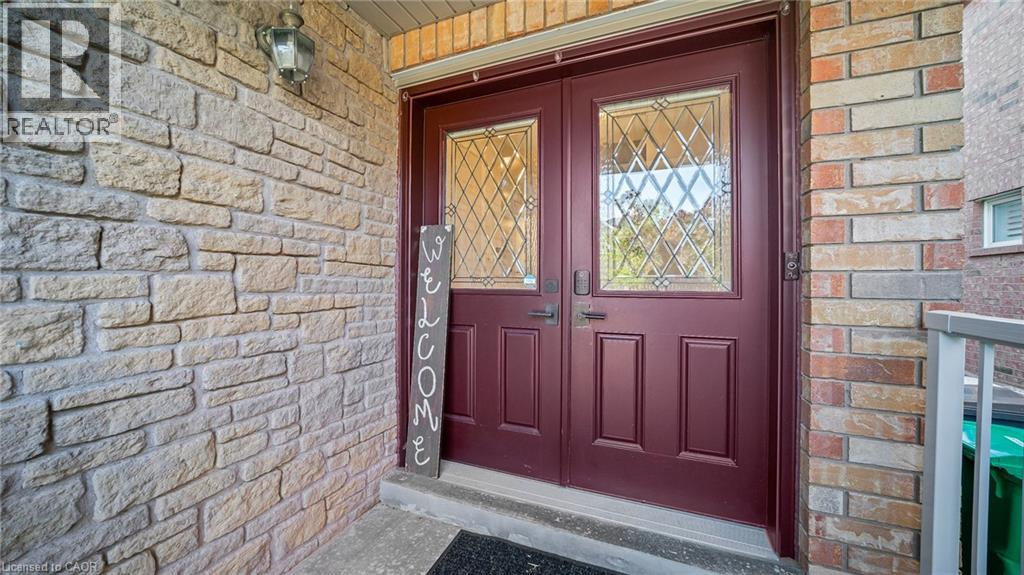 3153 Baron Drive, Mississauga, Ontario  L5M 6V6 - Photo 4 - 40769840