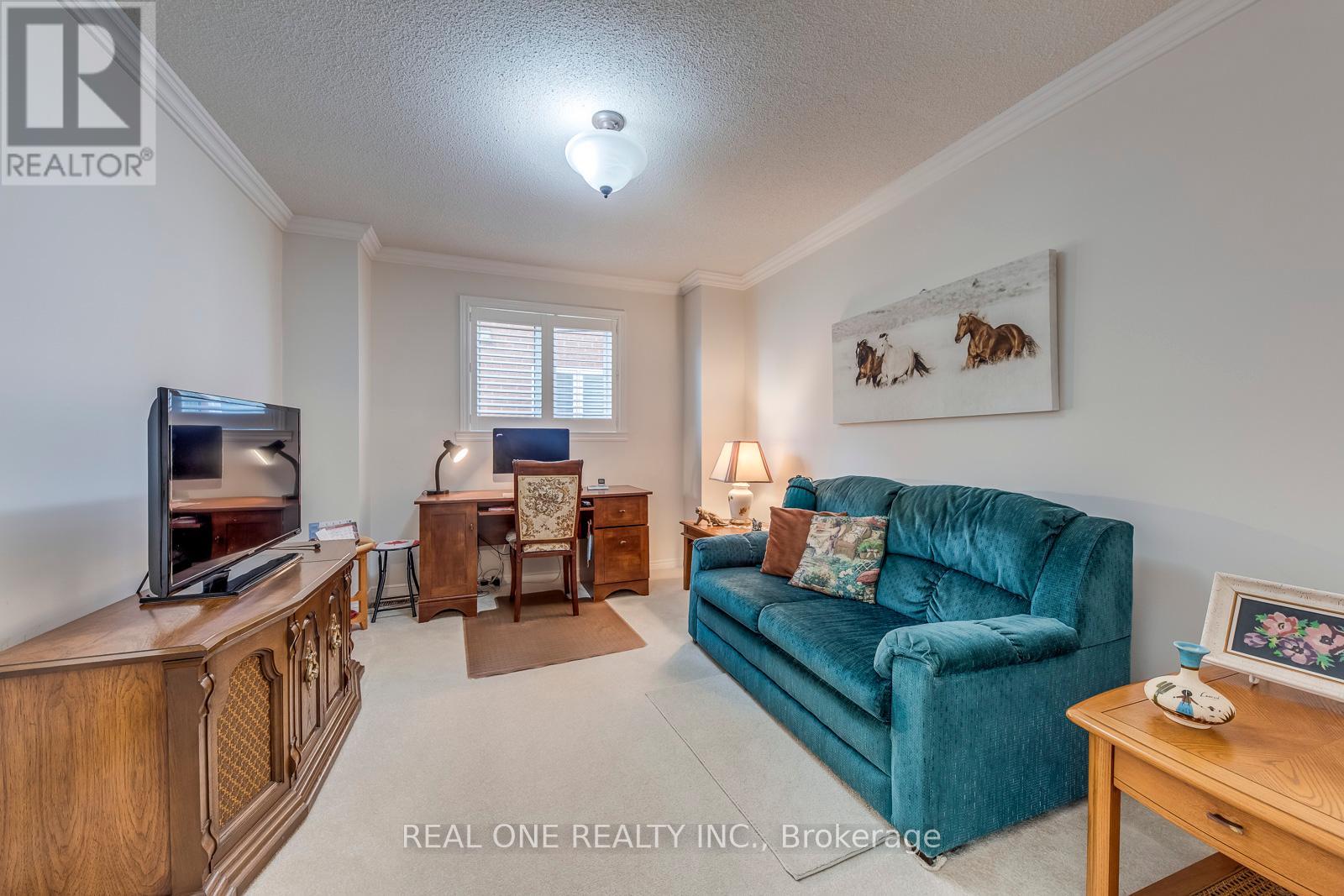 2082 Laurelwood Drive, Oakville (Wc Wedgewood Creek), Ontario  L6H 4S7 - Photo 24 - W12405827