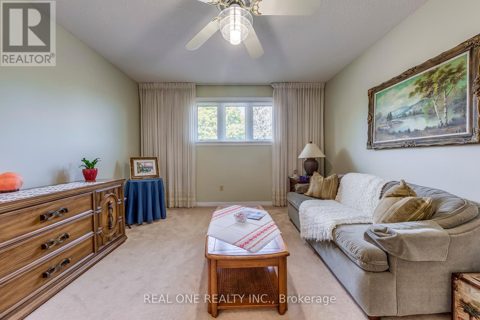 2082 Laurelwood Drive, Oakville (Wc Wedgewood Creek), Ontario  L6H 4S7 - Photo 36 - W12405827