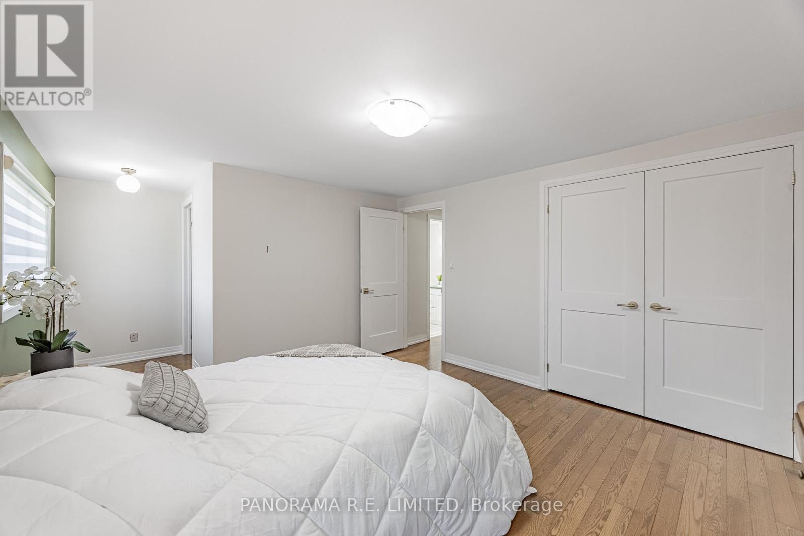 2915 Bramshaw Gardens, Mississauga, Ontario L5N 1S2 - Photo 18 - W12405832