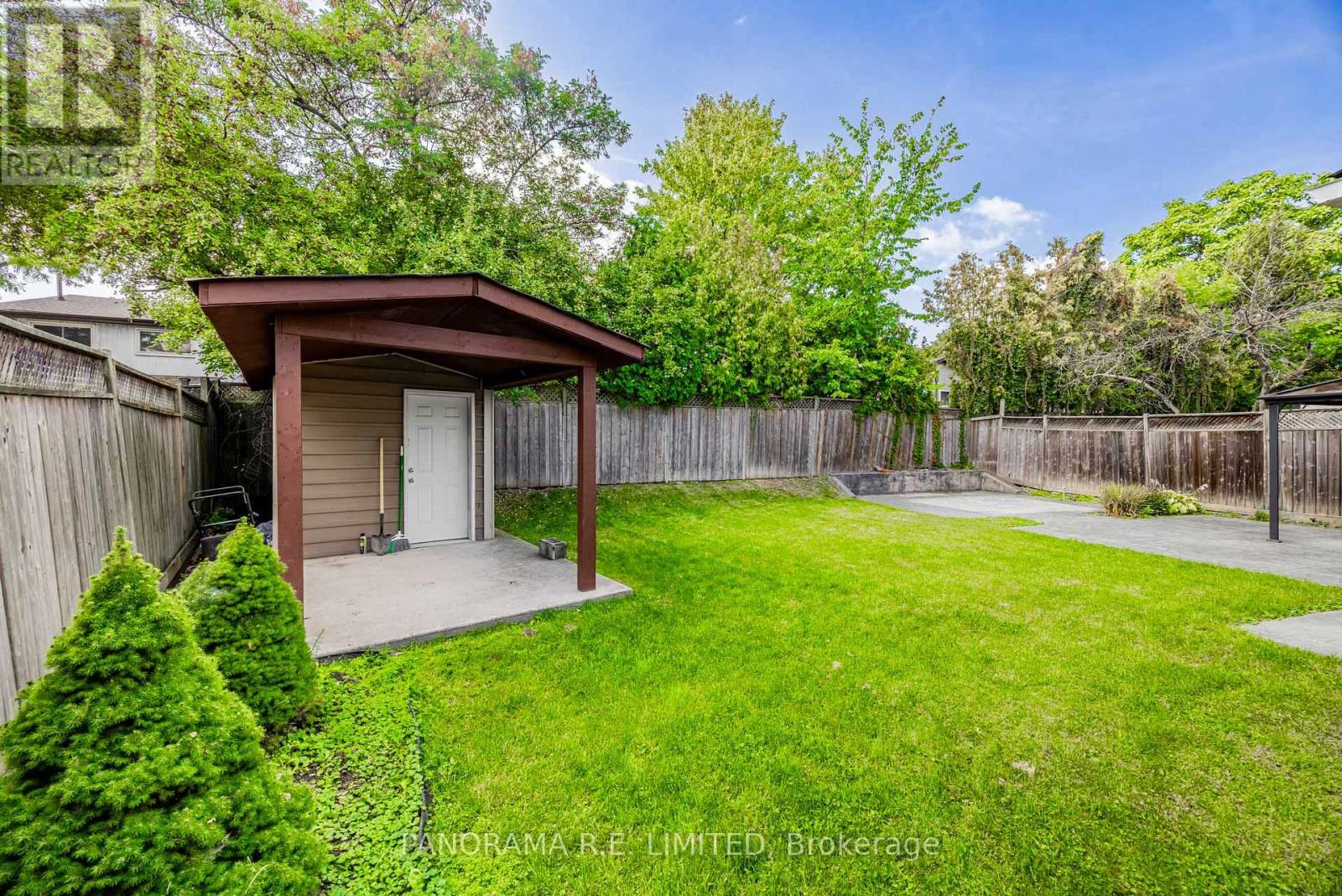 2915 Bramshaw Gardens, Mississauga, Ontario L5N 1S2 - Photo 26 - W12405832