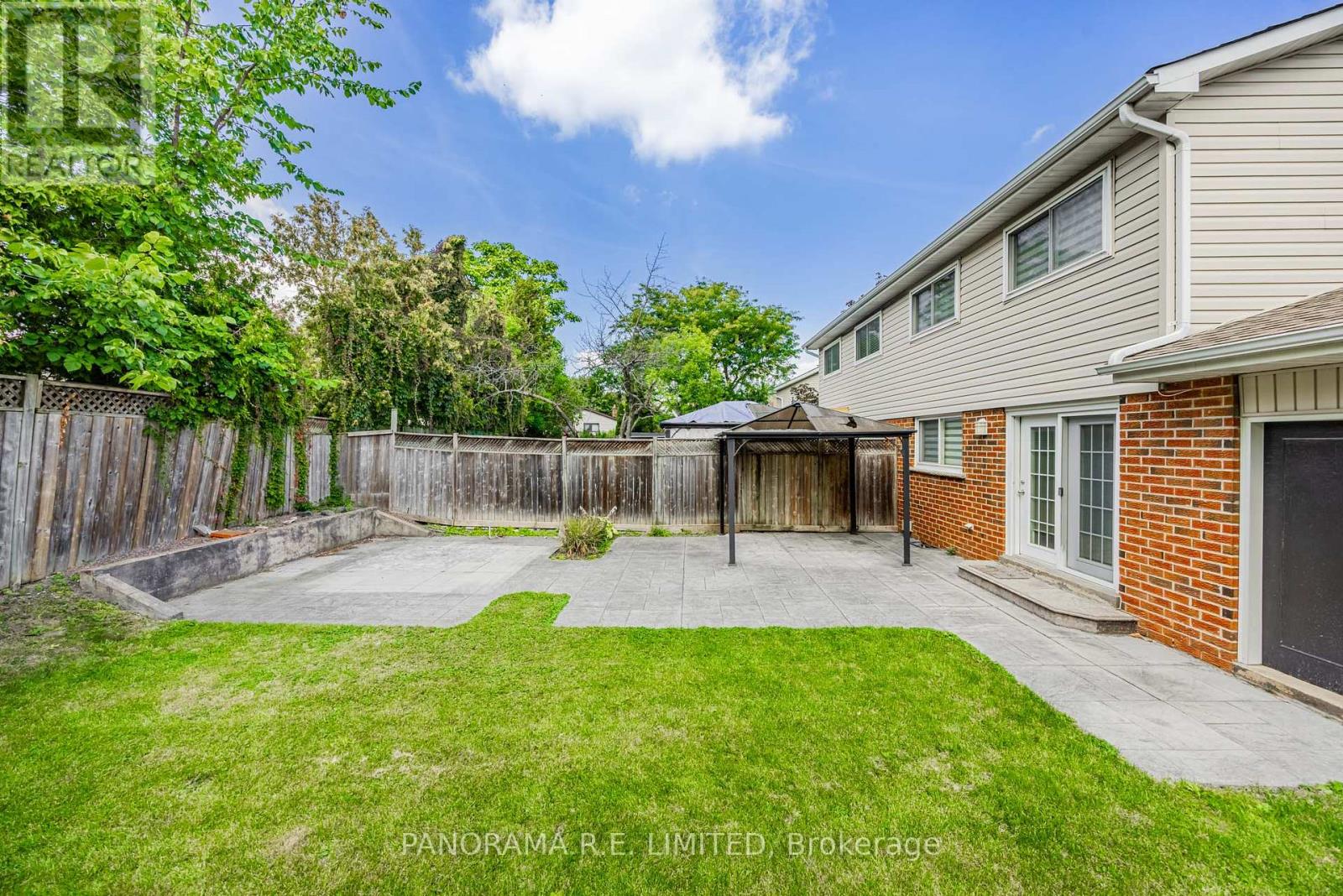 2915 Bramshaw Gardens, Mississauga, Ontario L5N 1S2 - Photo 28 - W12405832