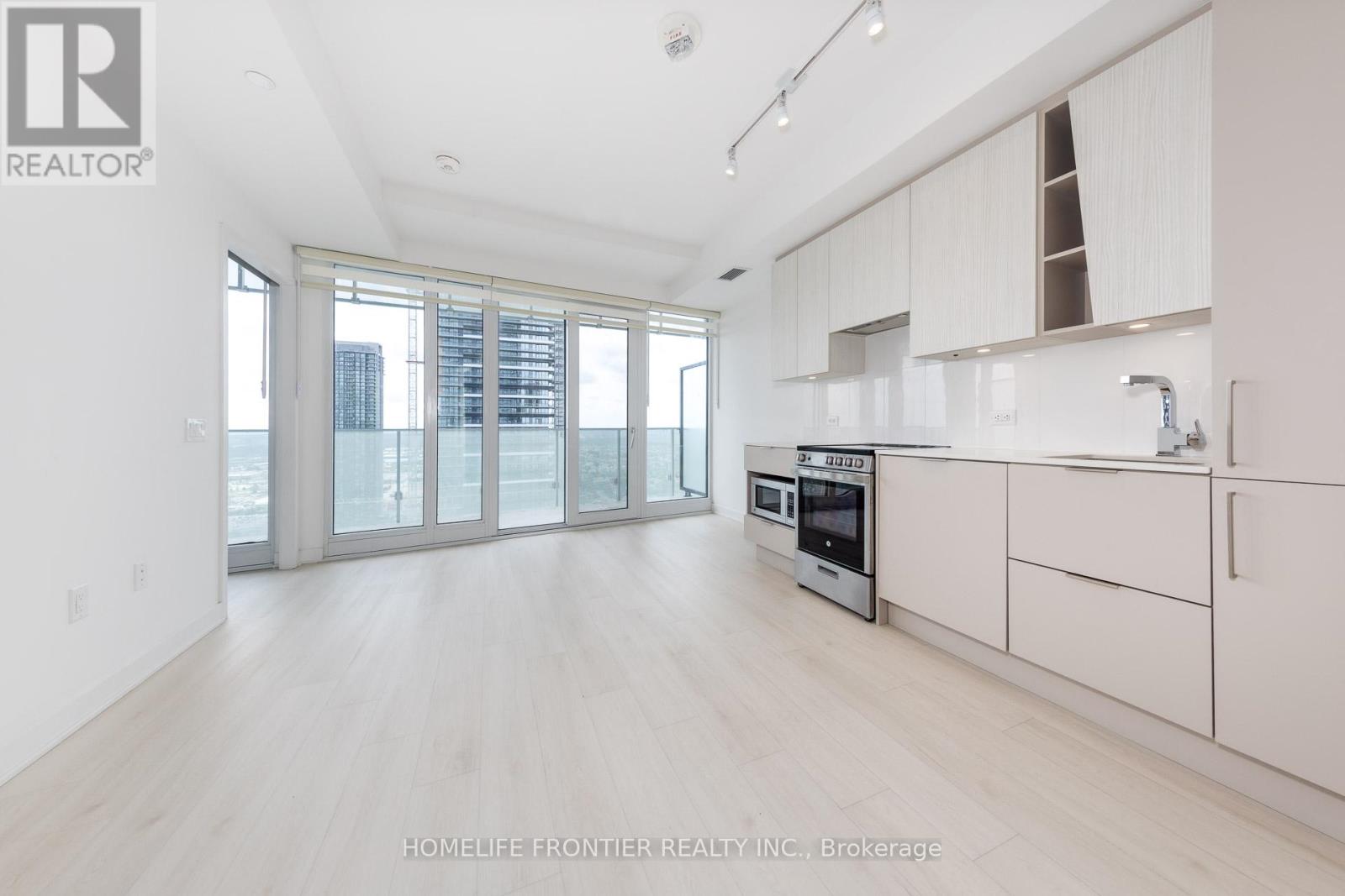 2807 - 3900 Confederation Parkway, Mississauga, Ontario  L5B 0M3 - Photo 15 - W12405835