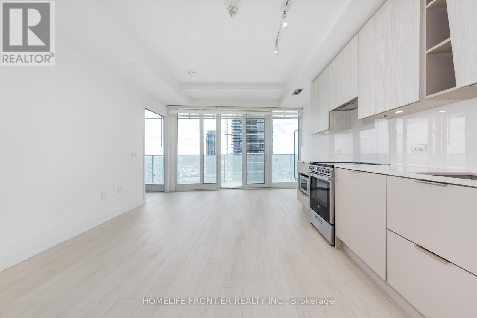 2807 - 3900 Confederation Parkway, Mississauga, Ontario  L5B 0M3 - Photo 16 - W12405835