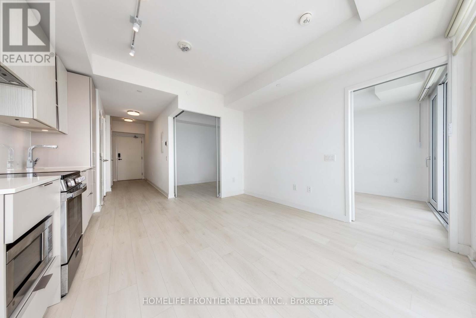 2807 - 3900 Confederation Parkway, Mississauga, Ontario  L5B 0M3 - Photo 17 - W12405835