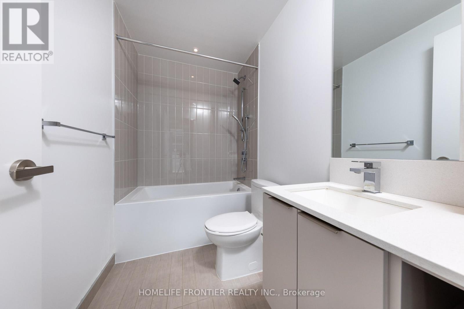 2807 - 3900 Confederation Parkway, Mississauga, Ontario  L5B 0M3 - Photo 22 - W12405835