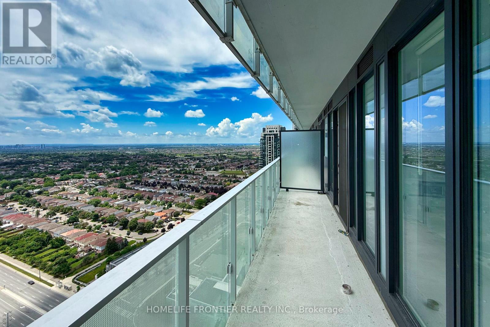 2807 - 3900 Confederation Parkway, Mississauga, Ontario  L5B 0M3 - Photo 25 - W12405835