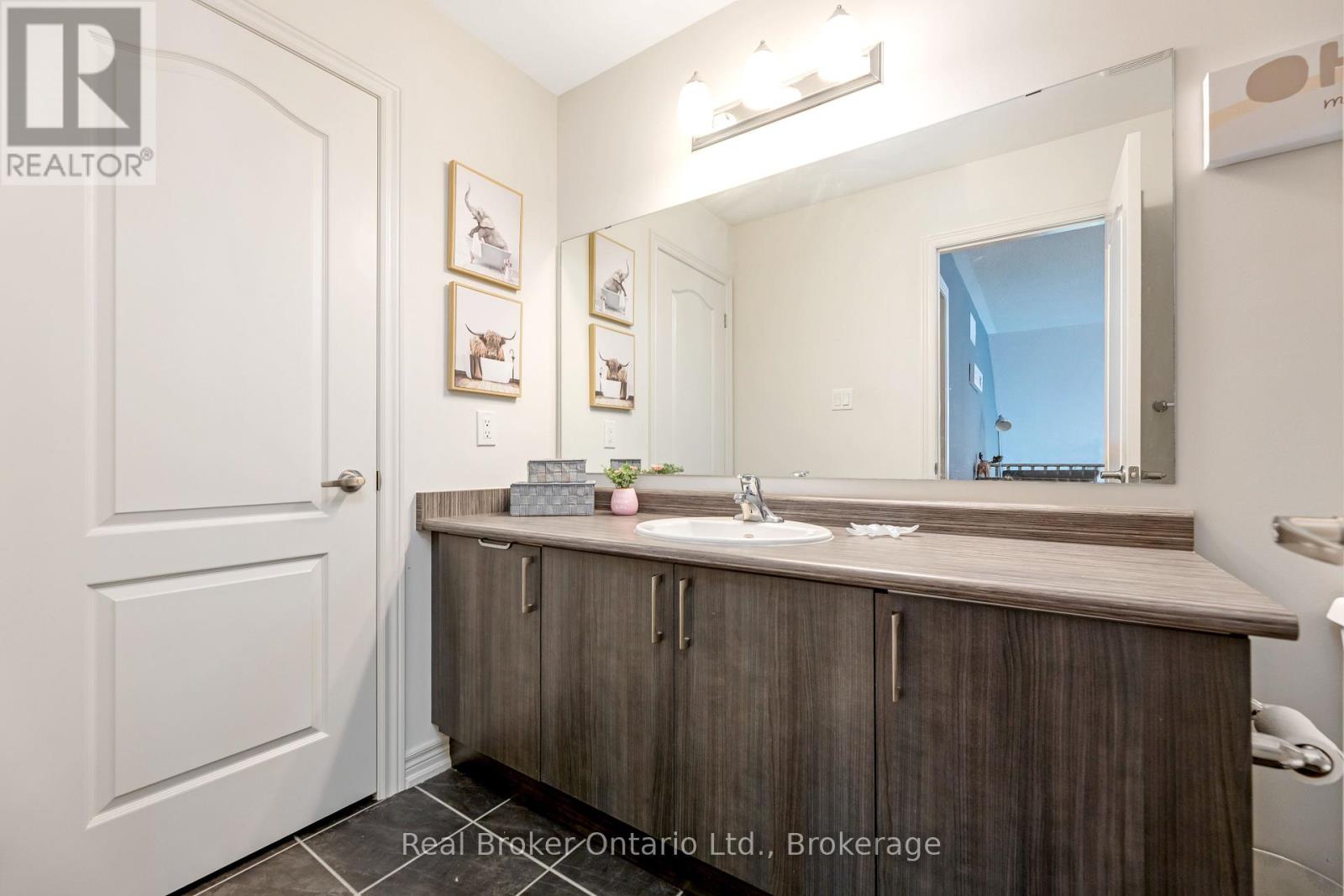 61 Kirvan Street, Centre Wellington, Ontario  N1M 0G9 - Photo 34 - X12405867