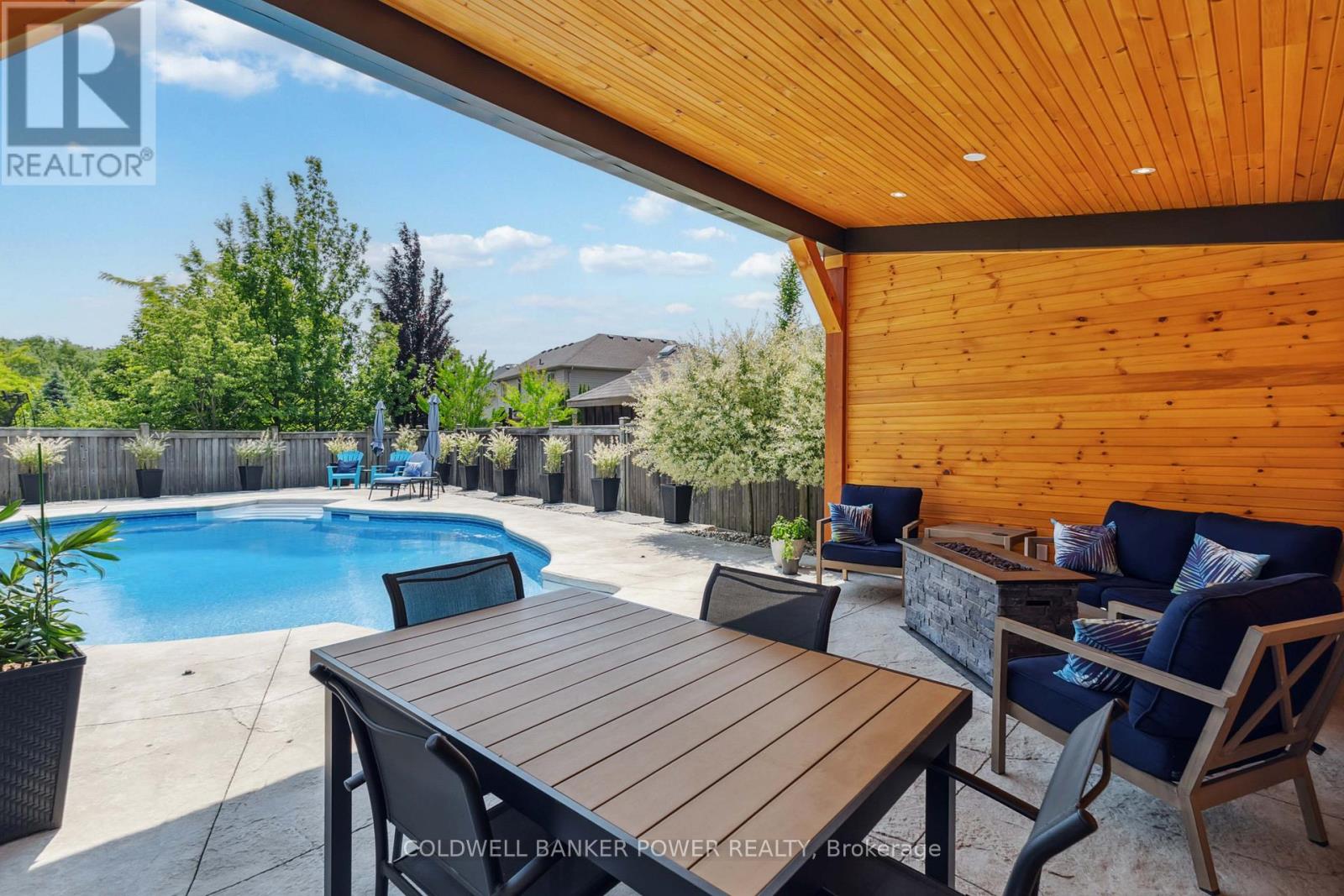 1376 Shore Road, London South, Ontario  N6K 4Z8 - Photo 41 - X12405892