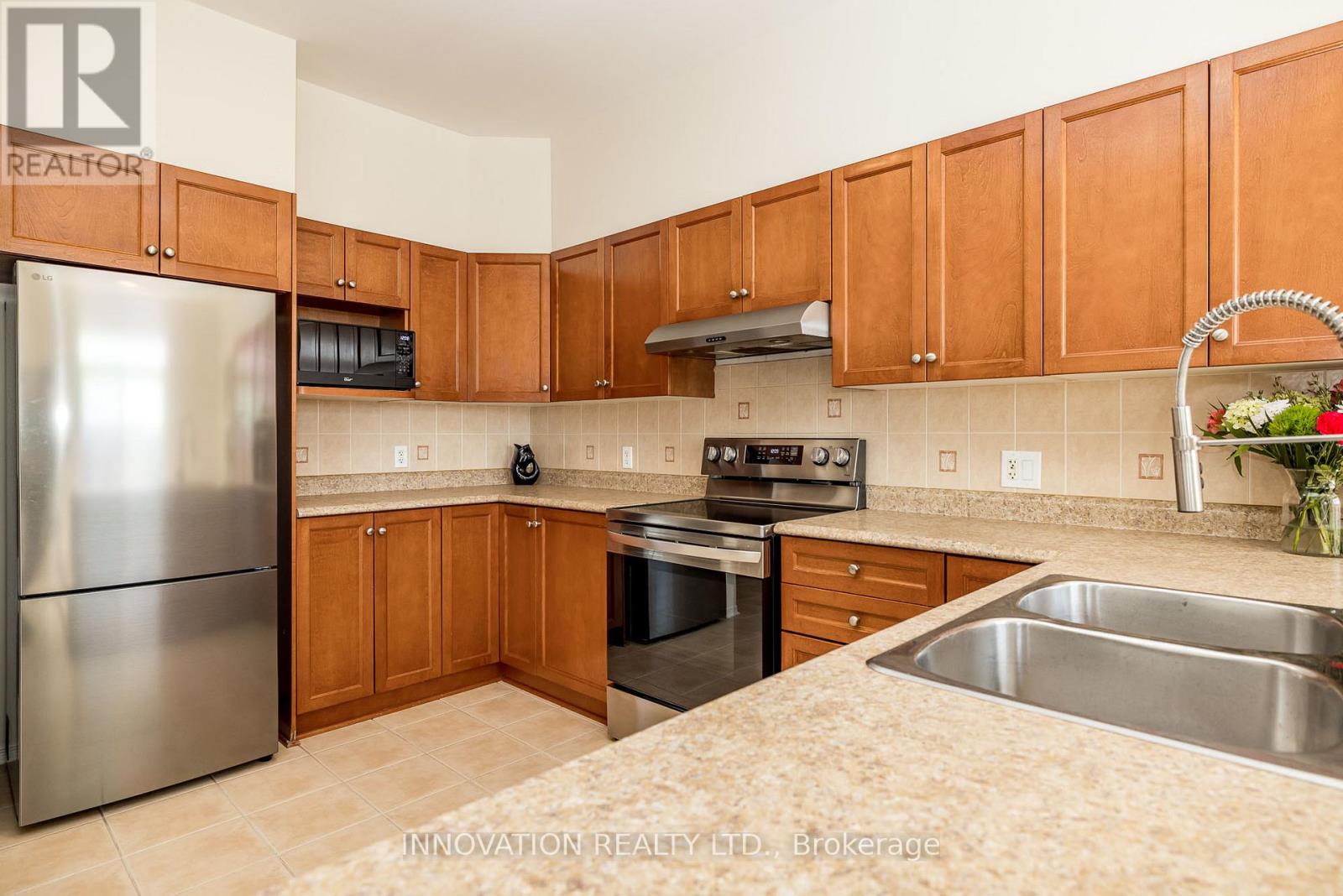 324 Rustic Hills Crescent, Ottawa, Ontario  K4A 5A8 - Photo 13 - X12405840
