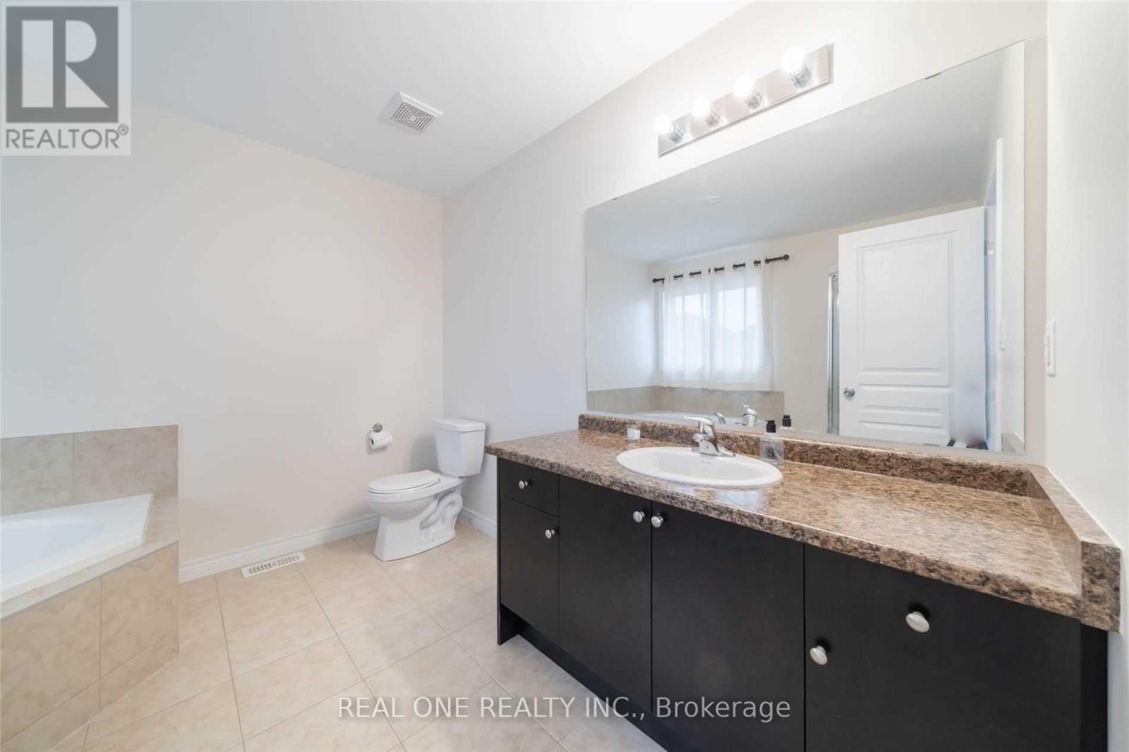34 House Lane, Hamilton, Ontario  L9K 0G1 - Photo 15 - X12405816