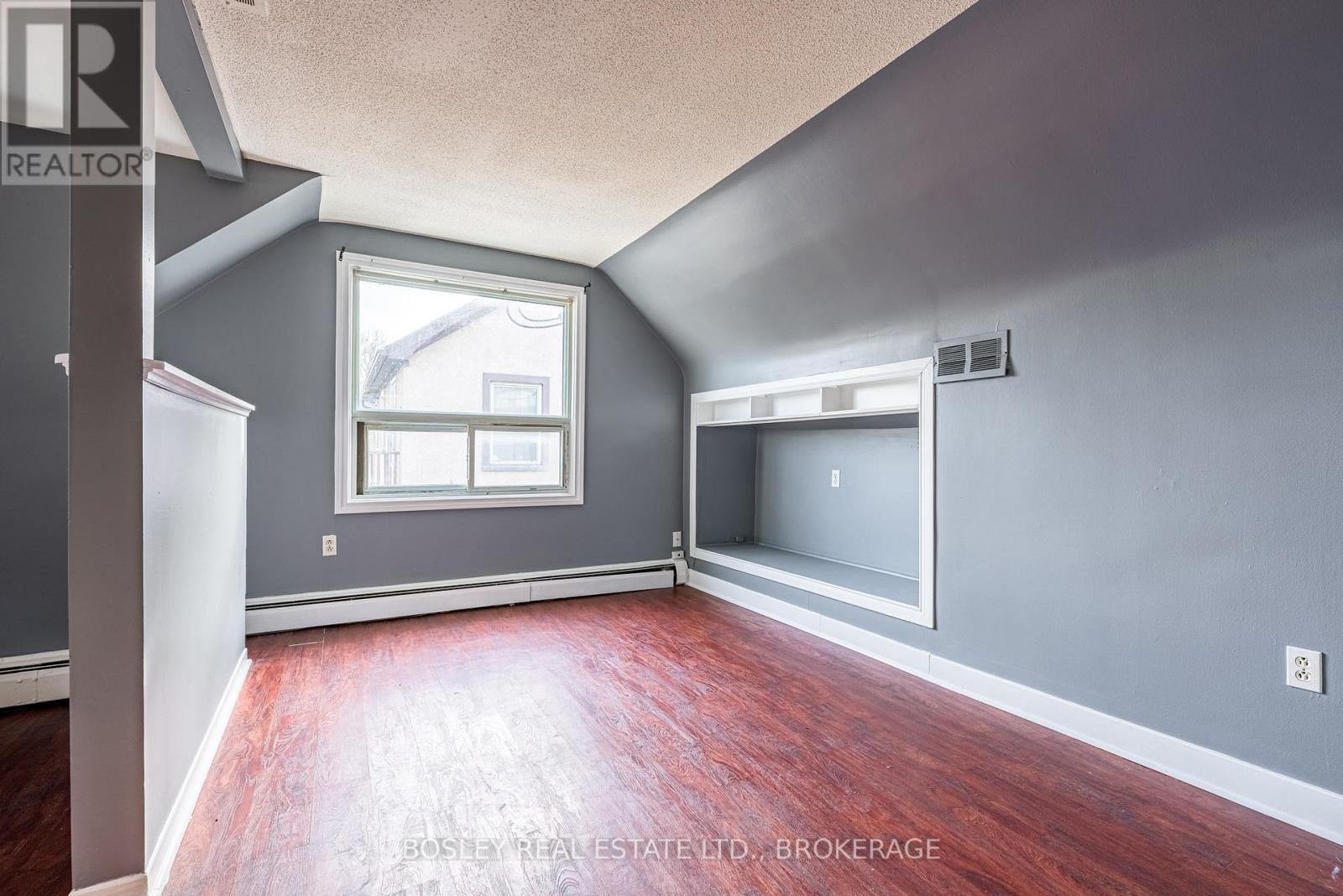 17 Mccalla Drive, St. Catharines, Ontario  L2N 1A1 - Photo 11 - X12405861