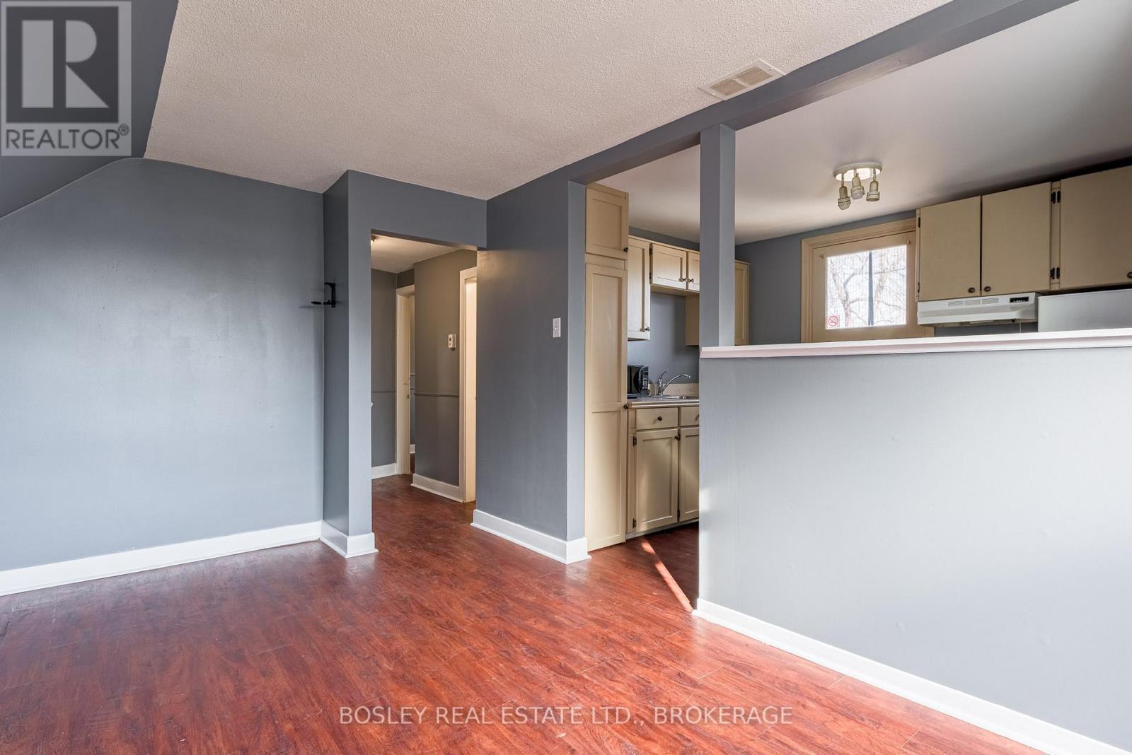 17 Mccalla Drive, St. Catharines, Ontario  L2N 1A1 - Photo 13 - X12405861