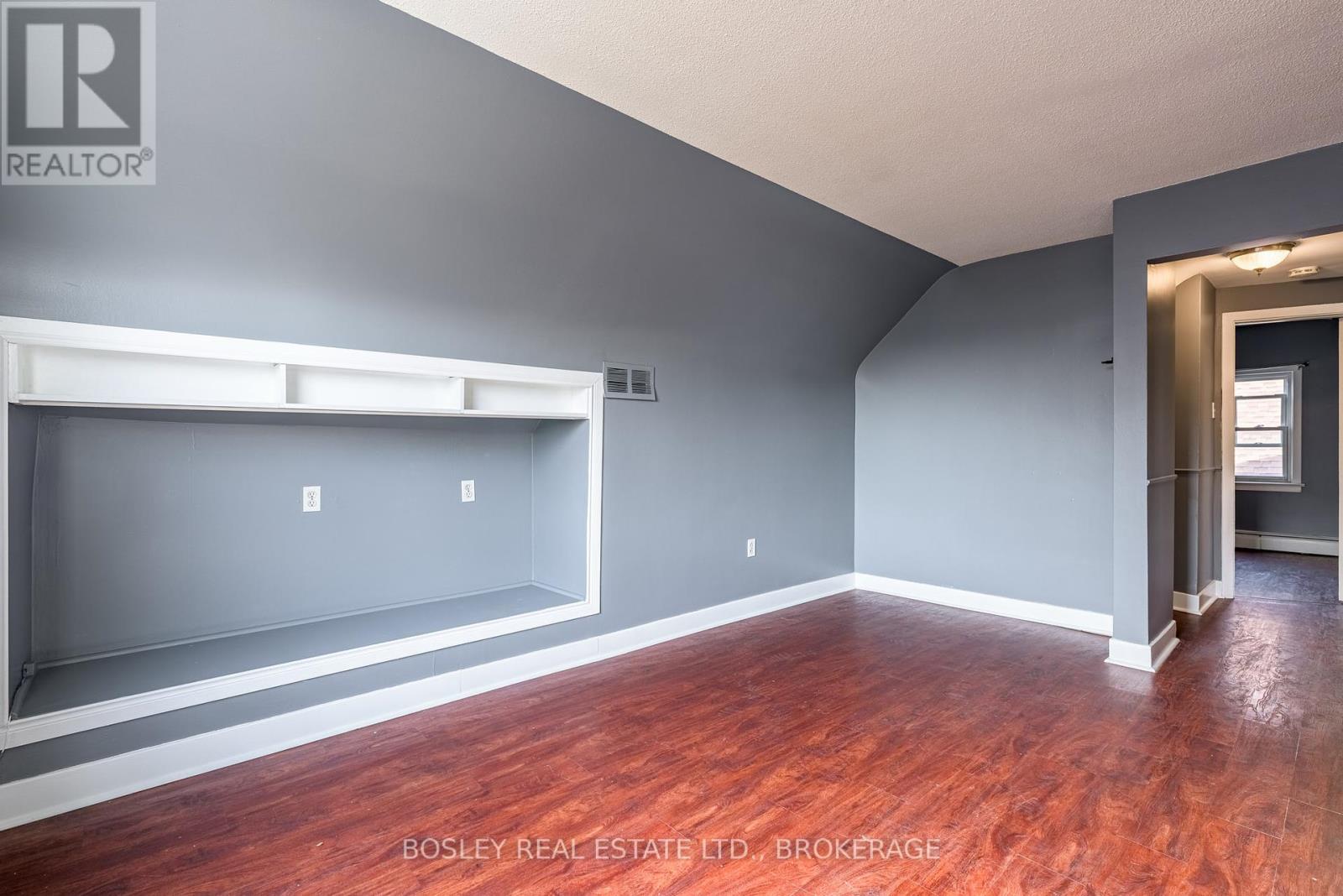 17 Mccalla Drive, St. Catharines, Ontario  L2N 1A1 - Photo 14 - X12405861
