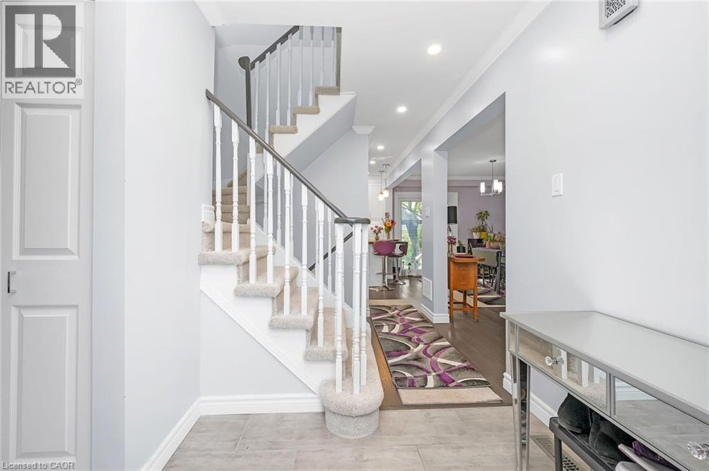 163 Ross Lane, Oakville, Ontario  L6H 5K3 - Photo 6 - 40768669