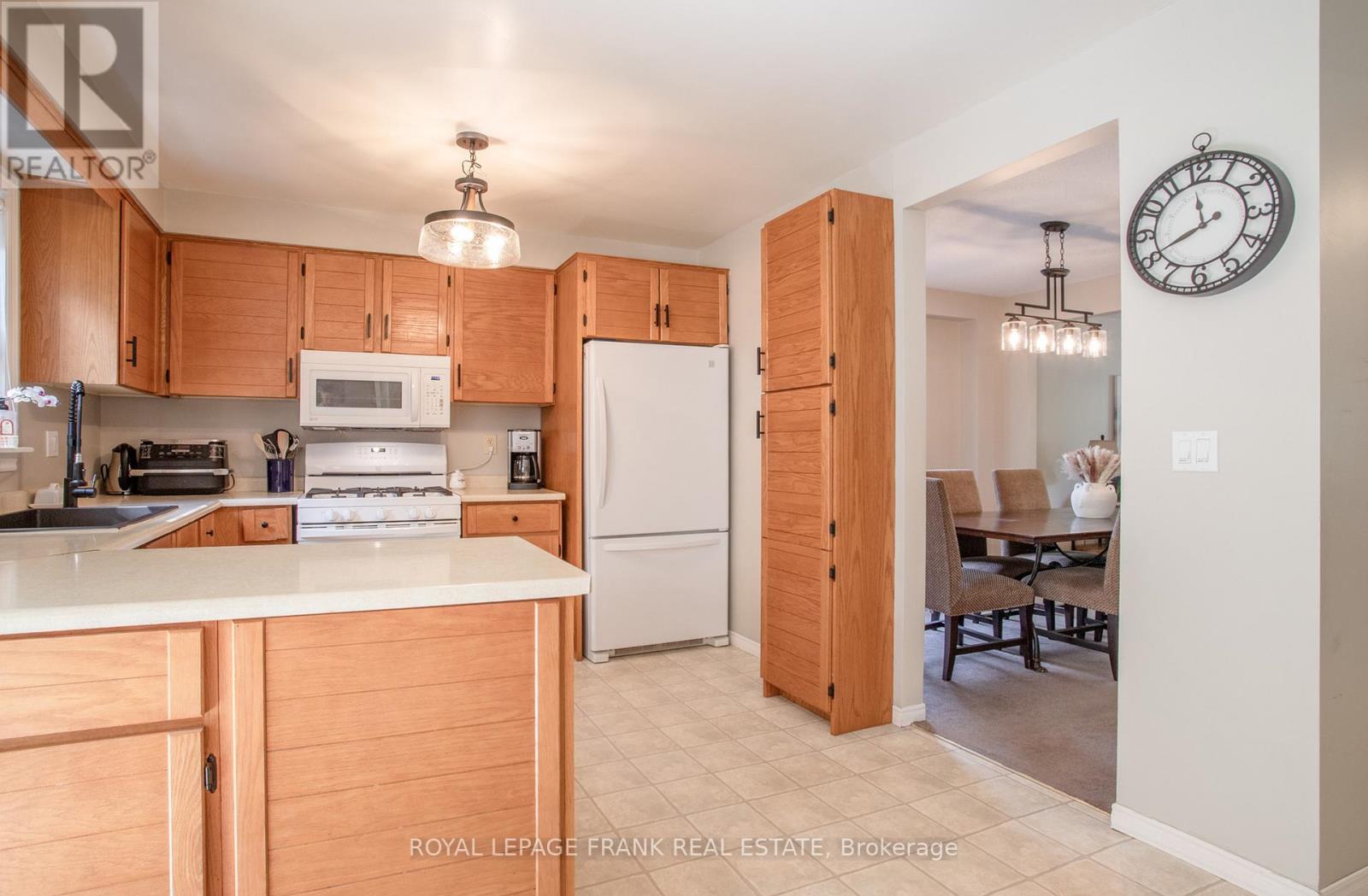 99 Hart Boulevard, Clarington, Ontario  L1B 1E4 - Photo 11 - E12405847