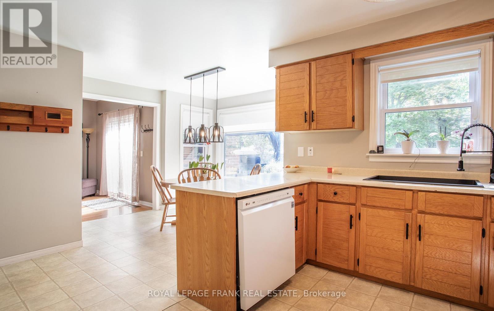 99 Hart Boulevard, Clarington, Ontario  L1B 1E4 - Photo 13 - E12405847