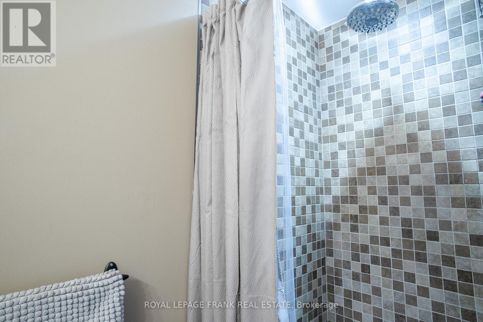 99 Hart Boulevard, Clarington, Ontario  L1B 1E4 - Photo 26 - E12405847