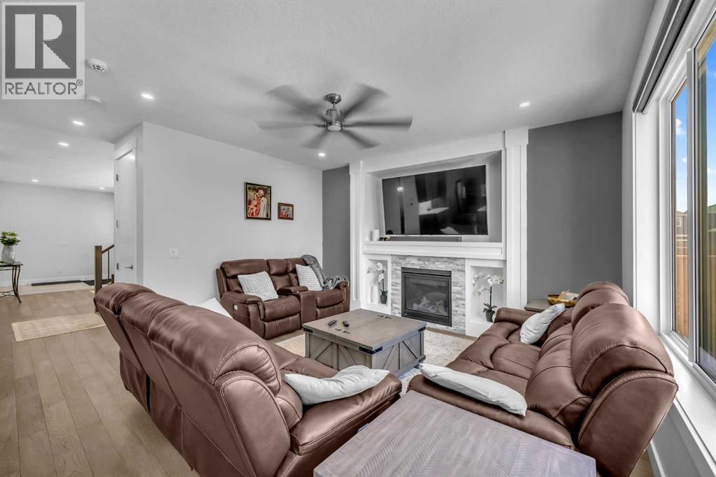 198 Kinniburgh Crescent, Chestermere, Alberta  T1X 1Y2 - Photo 10 - A2239198