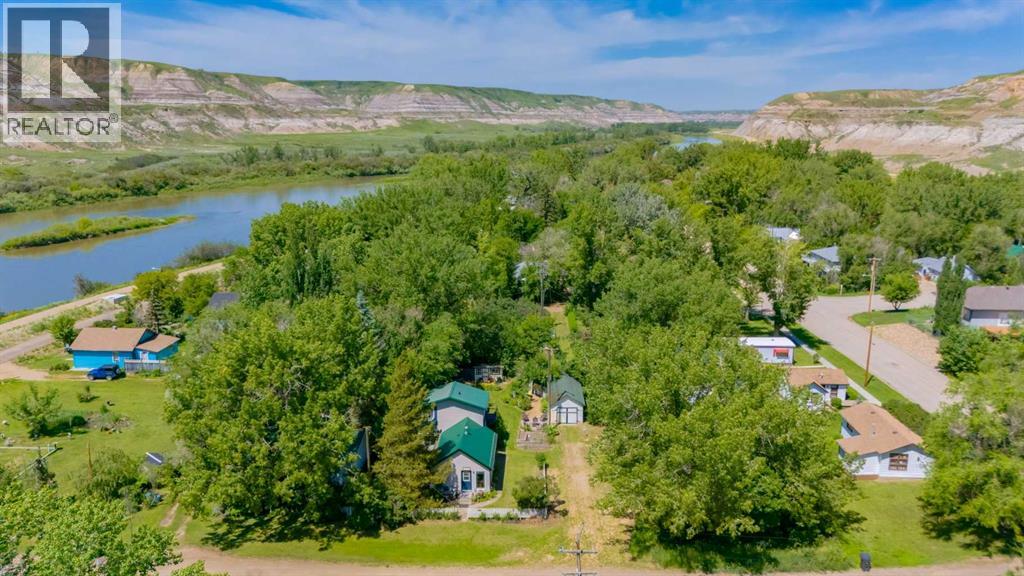 235 5 Street, Drumheller, Alberta  T0J 0Y4 - Photo 1 - A2250196