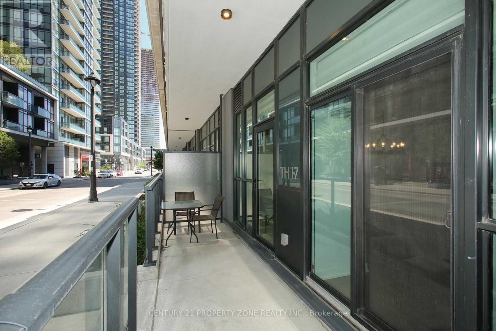 Th-17 - 4055 Parkside Village Drive, Mississauga, Ontario  L5B 0K8 - Photo 2 - W12338907