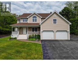 94 Ingram Drive, Fall River, Ca