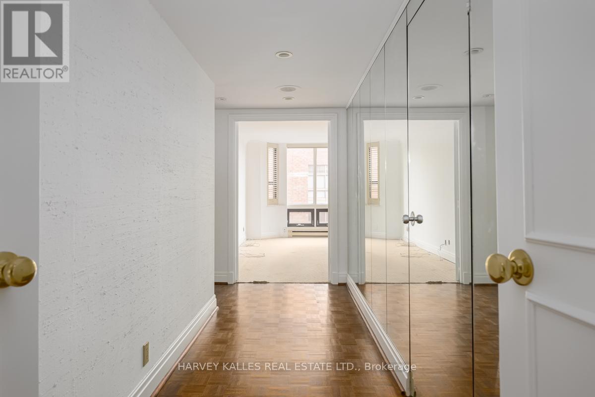 2103 - 1166 Bay Street, Toronto, Ontario  M5S 2X8 - Photo 26 - C12232223