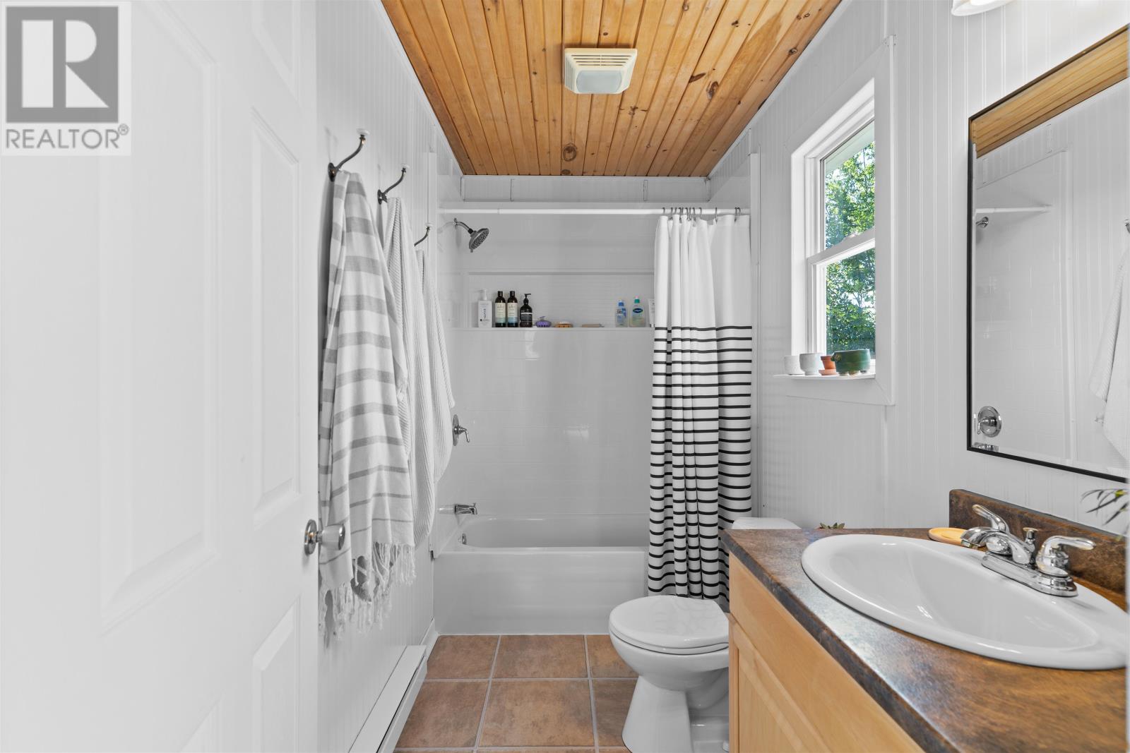 156 Route 103, Seaview, Prince Edward Island  C0B 1M0 - Photo 21 - 202523412