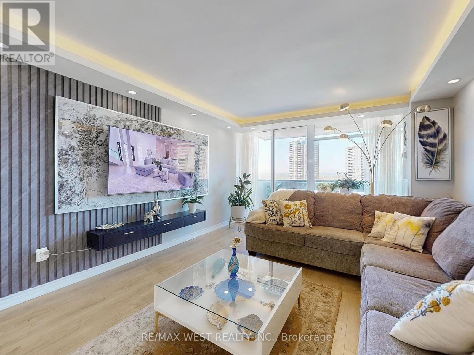 Property at 1108 - 1555 FINCH AVENUE E image 3