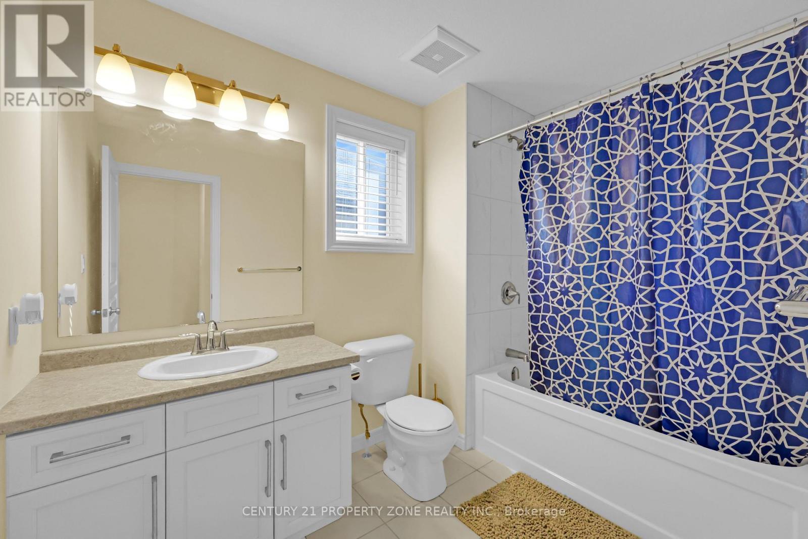 8 Chamberlain Avenue, Ingersoll, Ontario  N5C 3B3 - Photo 24 - X12363168