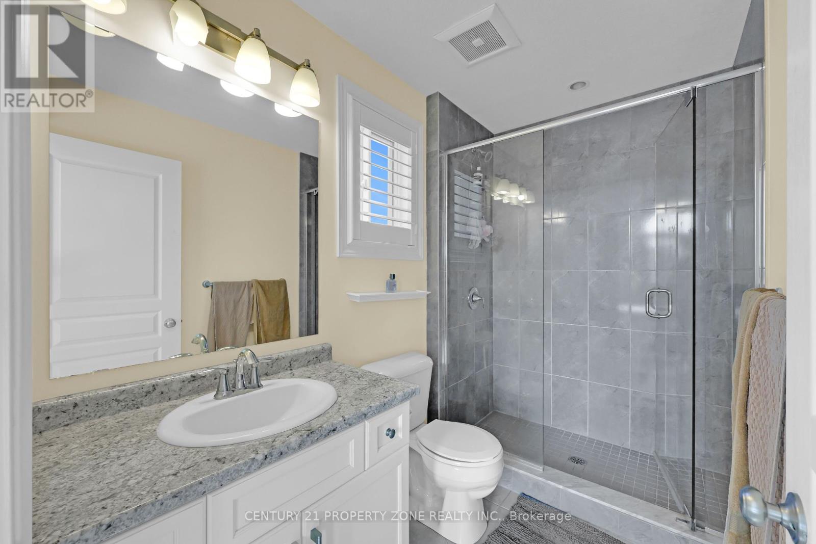 8 Chamberlain Avenue, Ingersoll, Ontario  N5C 3B3 - Photo 21 - X12363168