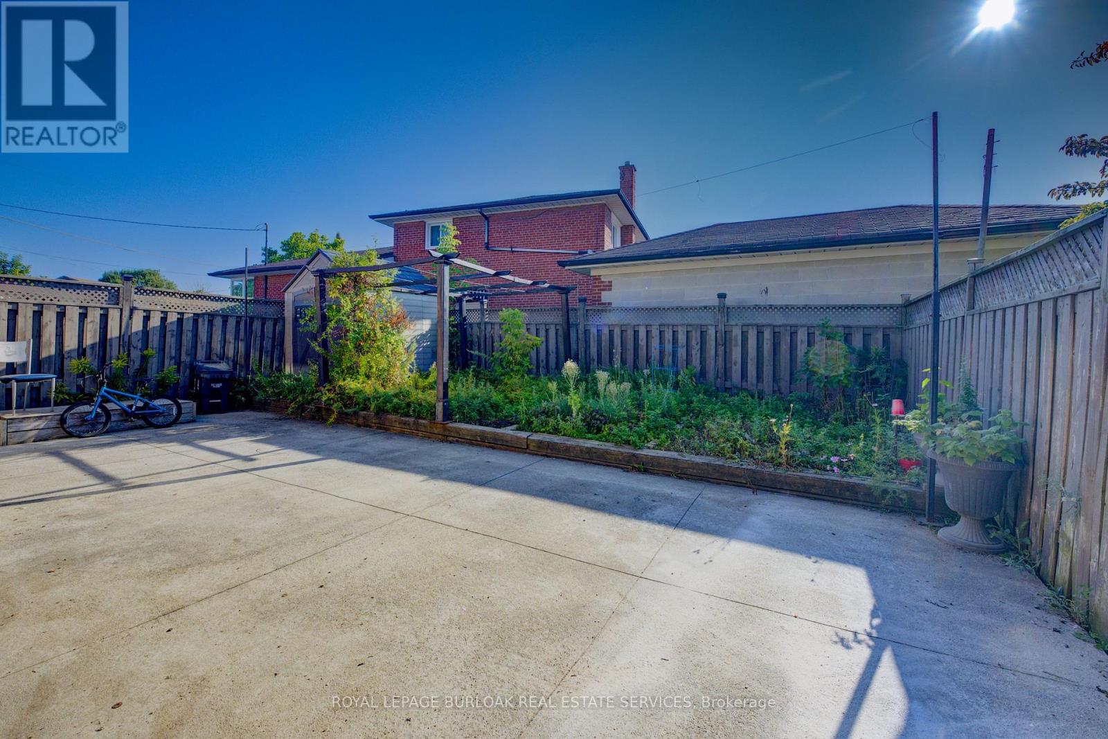 37 Hucknall Road, Toronto, Ontario  M3J 1V7 - Photo 34 - W12298500