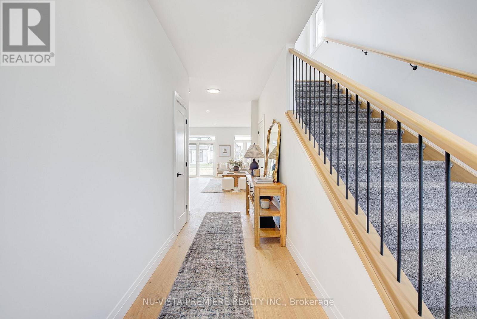 157 Holloway Trail, Middlesex Centre, Ontario  N0M 2A0 - Photo 6 - X12346103