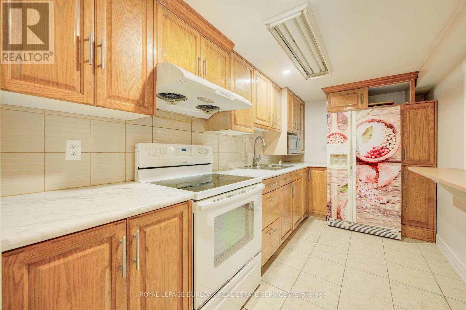 37 Hucknall Road, Toronto, Ontario  M3J 1V7 - Photo 31 - W12298500
