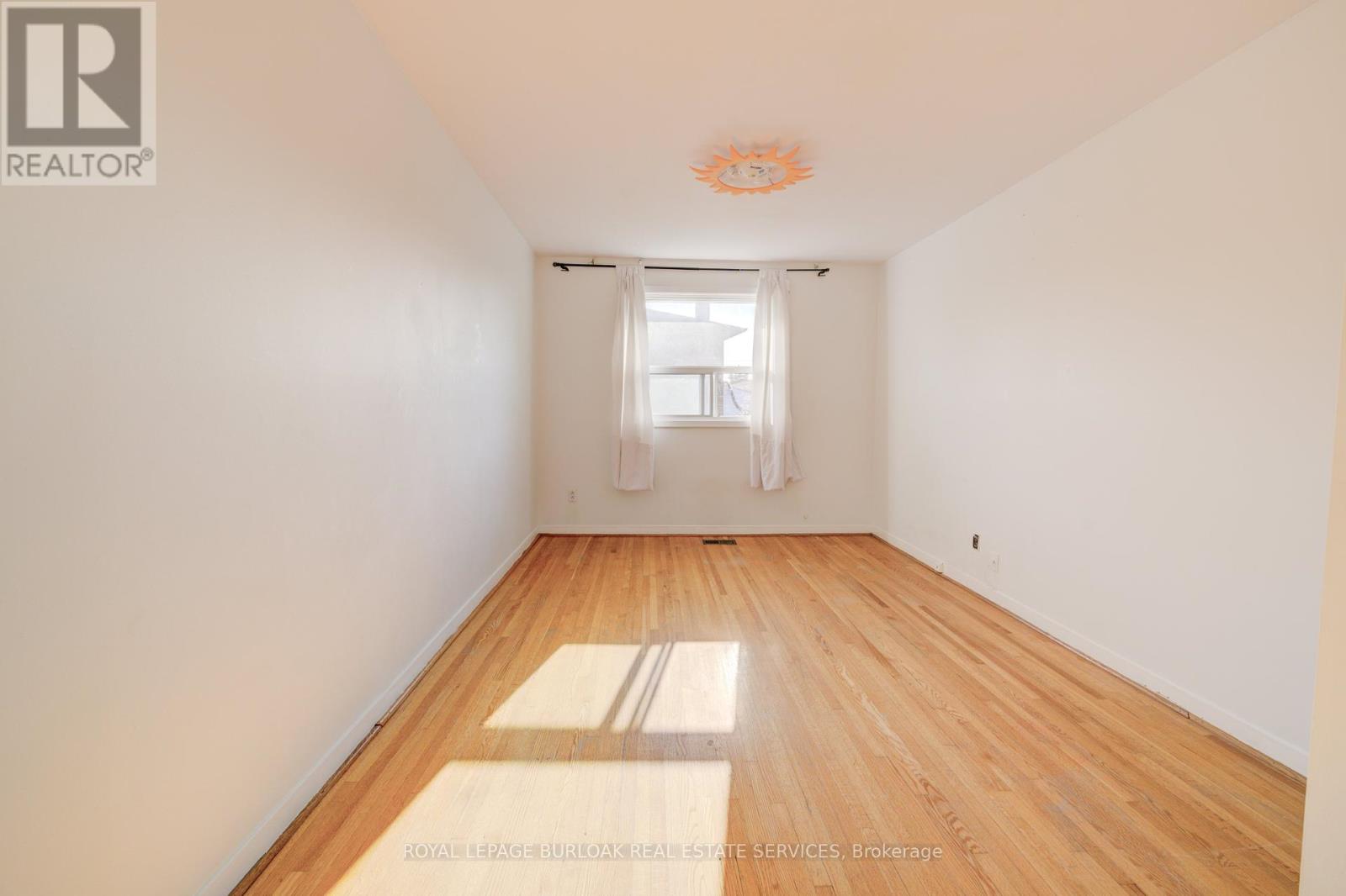 37 Hucknall Road, Toronto, Ontario  M3J 1V7 - Photo 15 - W12298500