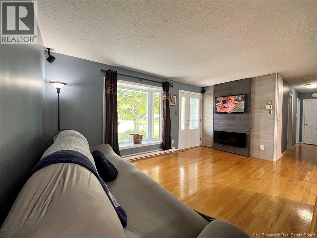 8 Léonard Street, Saint-Jacques, New Brunswick  E7B 1K7 - Photo 6 - NB126703