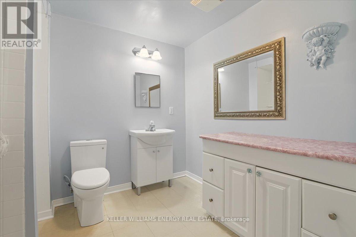 990 Glenbourne Drive, Oshawa, Ontario  L1K 2P9 - Photo 16 - E12363069