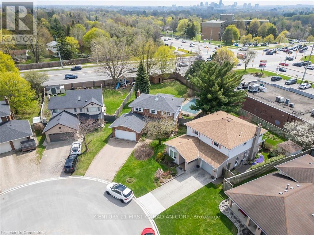 276 Blue Forest Place, London North, Ontario  N6G 4H7 - Photo 10 - X12403274
