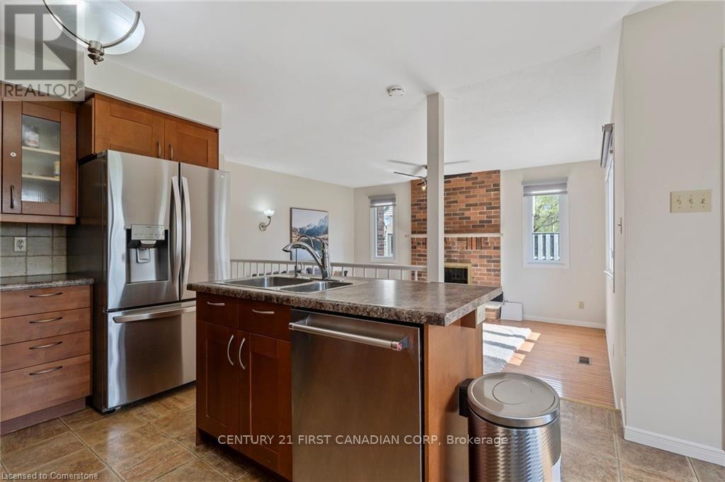 276 Blue Forest Place, London North, Ontario  N6G 4H7 - Photo 17 - X12403274