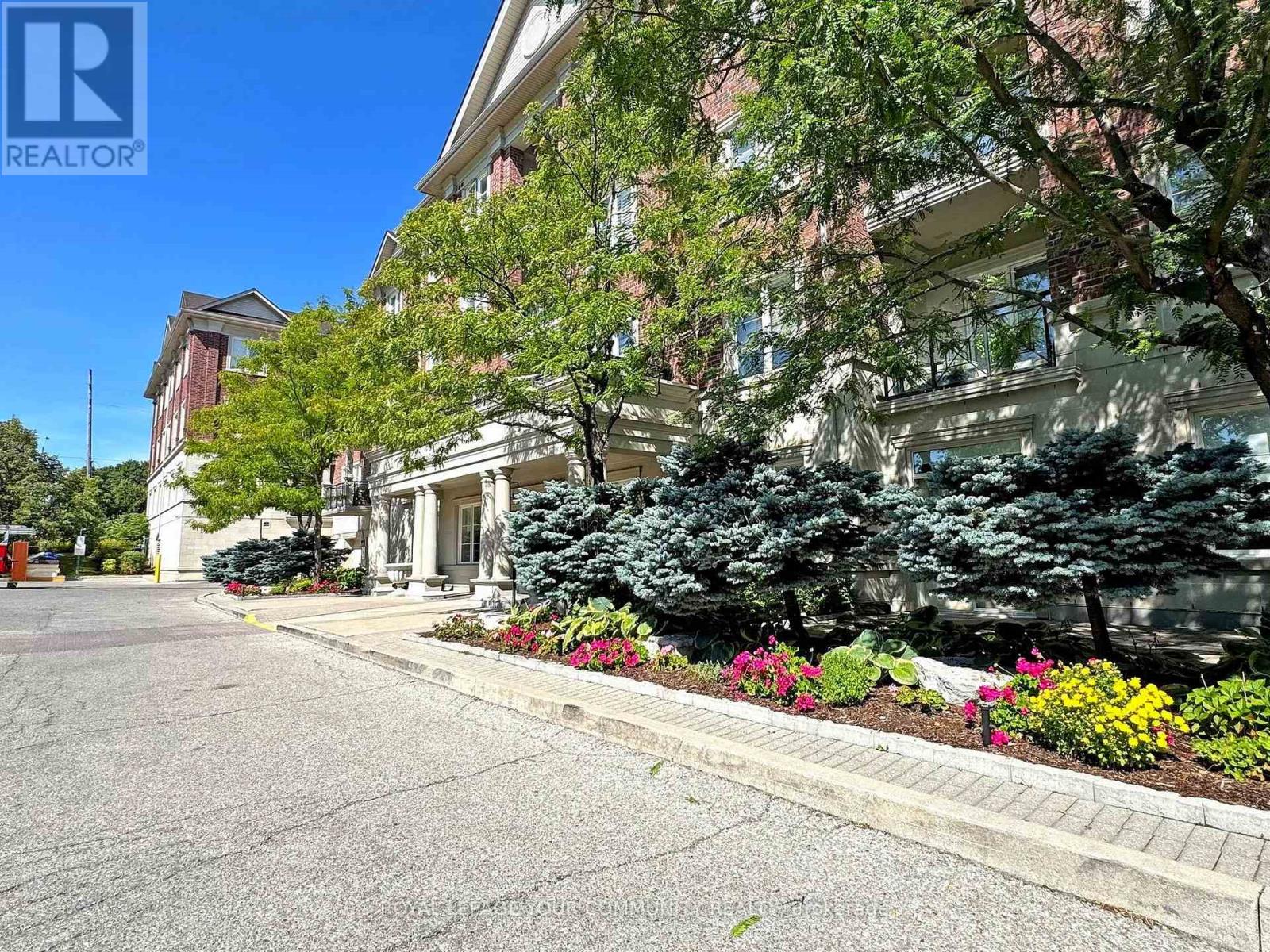 220 - 9519 Keele Street, Vaughan, Ontario  L6A 4A2 - Photo 2 - N12404993